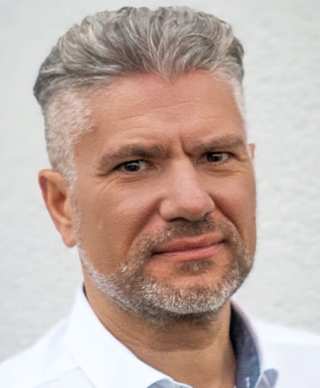 Dr. med Michael Badulescu