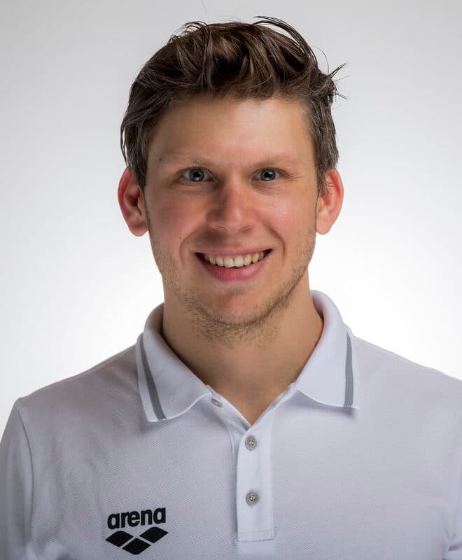 Dr. Dennis Bron