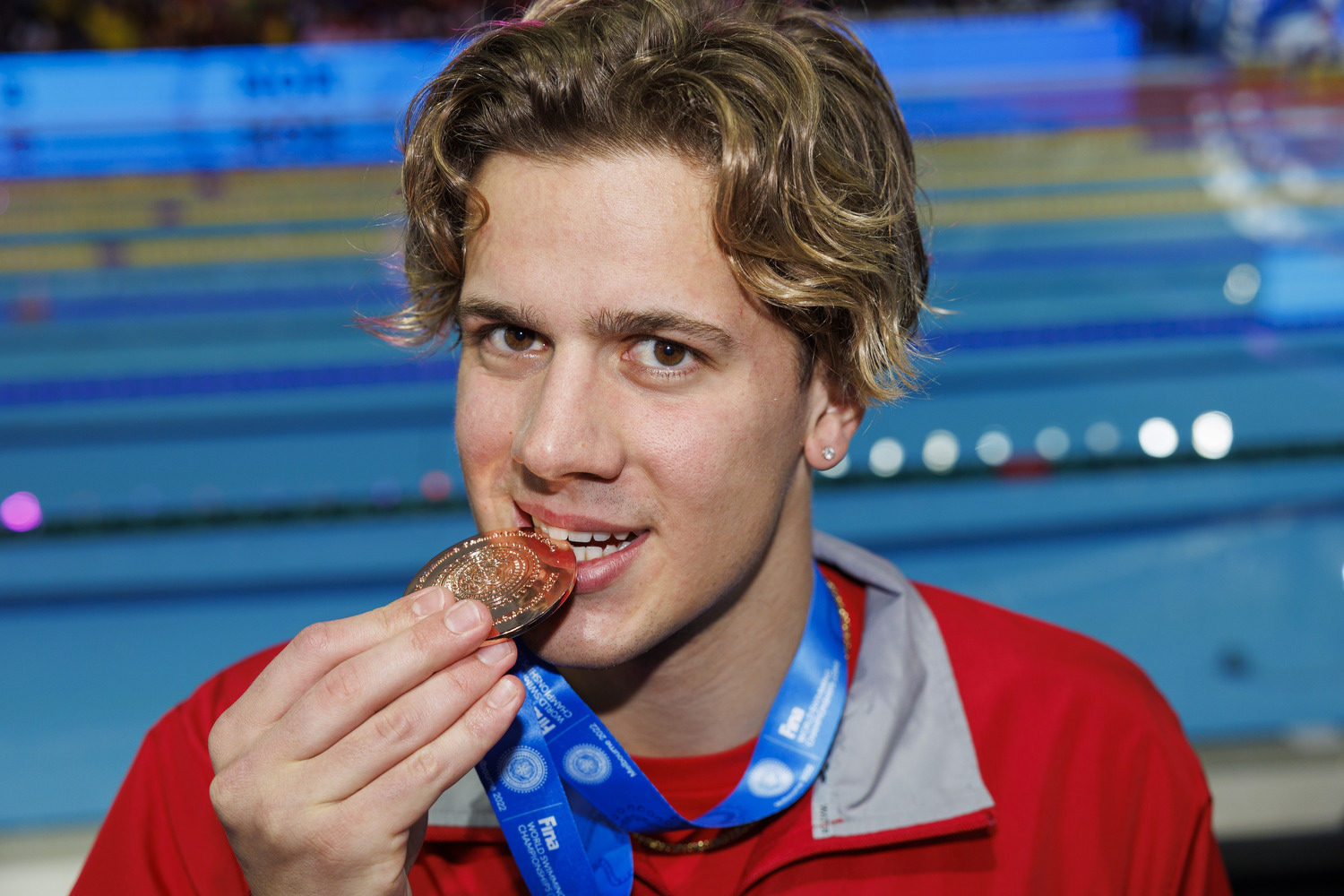 Noè Ponti doppelt nach! Swiss Aquatics